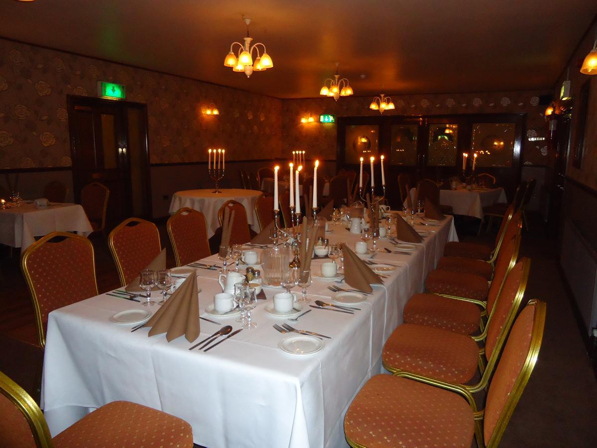 Templemore Arms Hotel Екстериор снимка