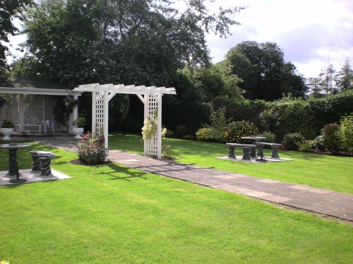 Templemore Arms Hotel Екстериор снимка